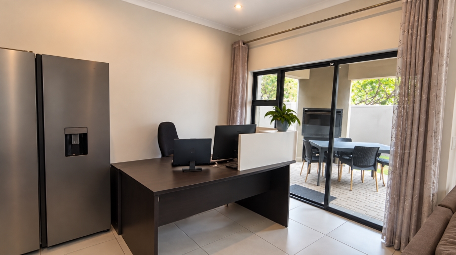 3 Bedroom Property for Sale in Parklands North Western Cape